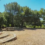아파트 Coquet Au Pied De La Crique De L'anau *